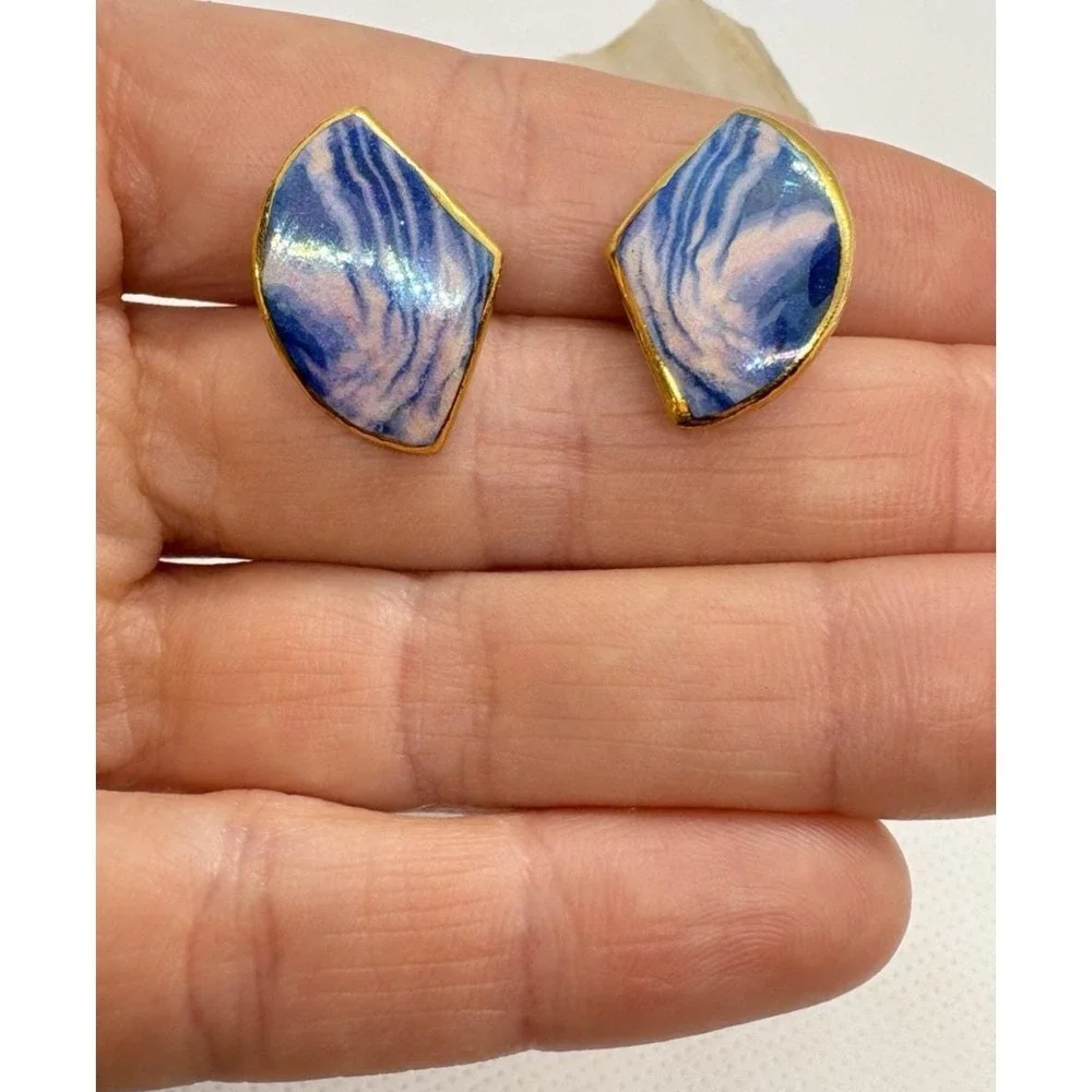 Vintage Artisan Ceramic Earrings Abstract Blue & Pink‎ Swirl Gold Tone Edge